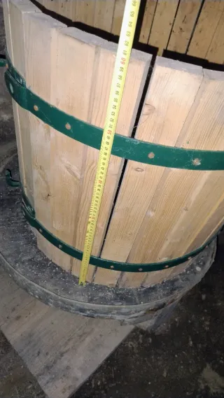 Prensa de uvas de madera, lajareta.