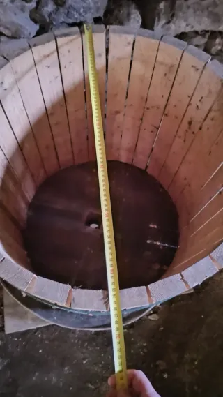 Prensa de uvas de madera, lajareta.