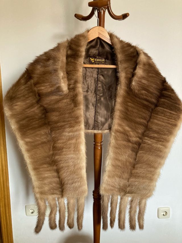 Estola Krikuk colas de bisonte
