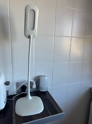 Lámpara de escritorio moderna