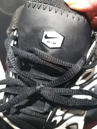 Zapatillas Nike Air Max Tavas En buen estado