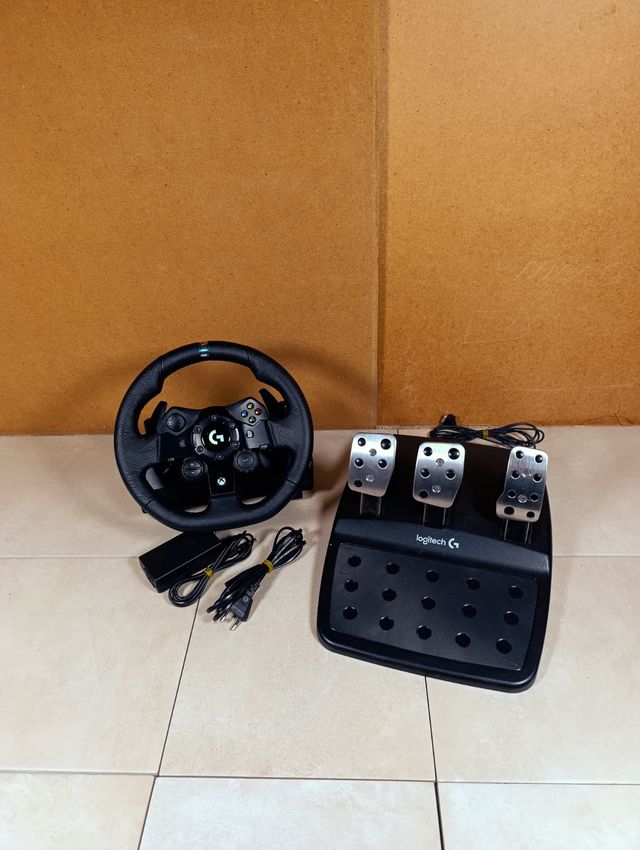 Logitech G923 Xbox - Volante + Pedaliera