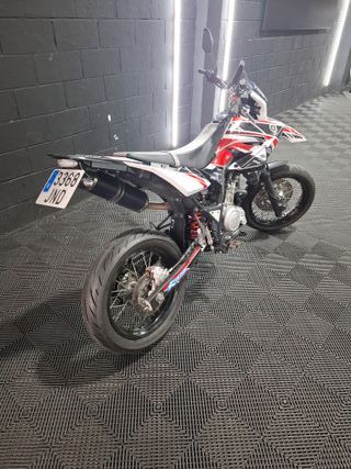 Yamaha WR125X 2016