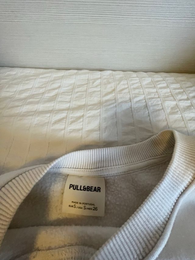 Sudadera blanca básica