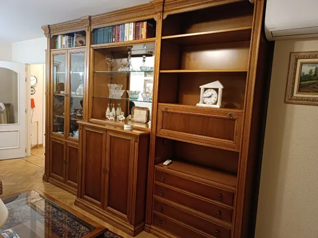 Mueble de salón de madera