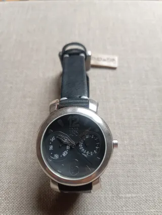 Reloj Uno de 50 Negro y Plateado