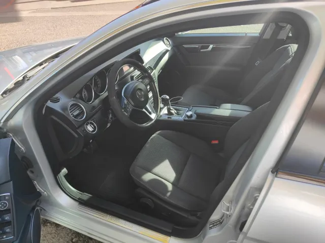 Mercedes-Benz Clase C 2011