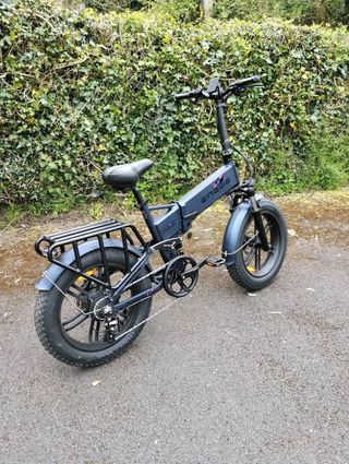 Bicicleta Eléctrica ENGWE Fat Bike Negra