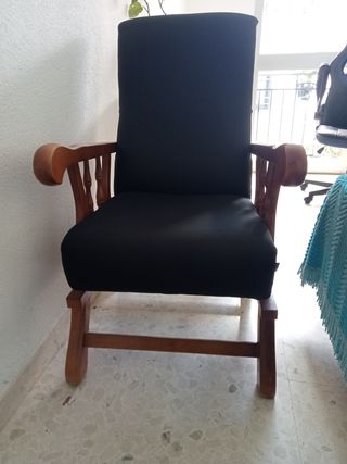 Butaca de tela y madera
