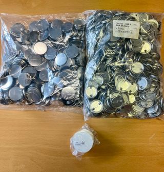 Pack 500 chapas metálicas 38mm con alfiler