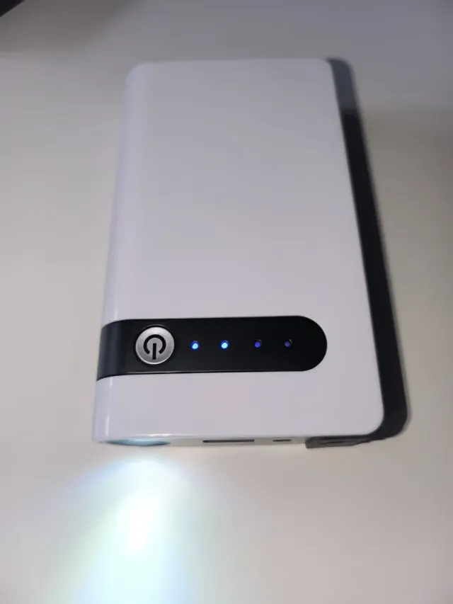 Arrancador Multifuncional + Batería