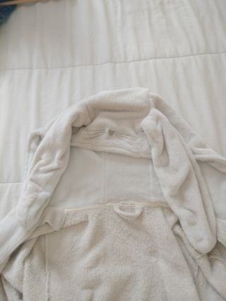 Chaqueta pijama Oysho con orejas