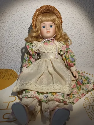 Bellissime bambole in porcellana da 15 a 20€