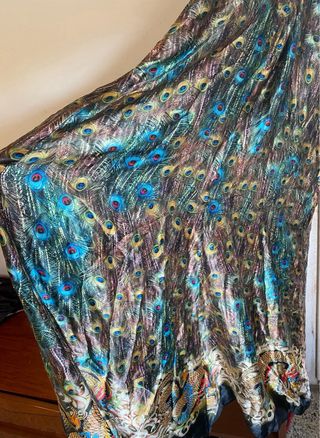 Vestido Gizia estampado pavo real