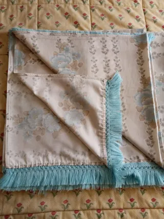 Colcha antigua floral