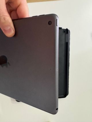 iPad 7ª Gen 32GB Wi-Fi Gris Espacial