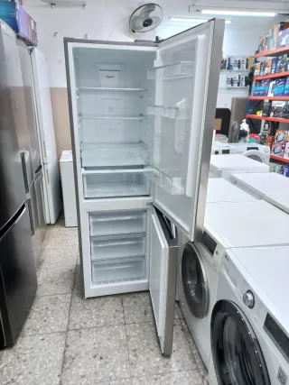 Nevera Candy plateada