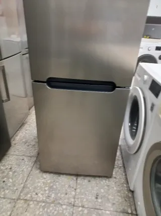 Nevera Candy plateada