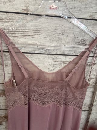 Sottoveste in pizzo color cipria