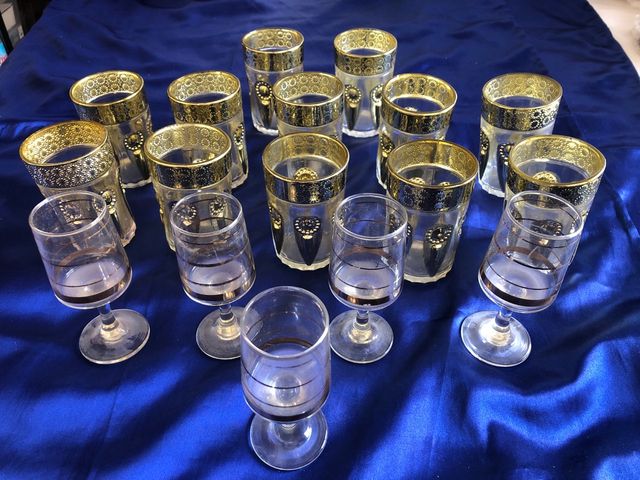 Lote Vasos y Copas Dorados