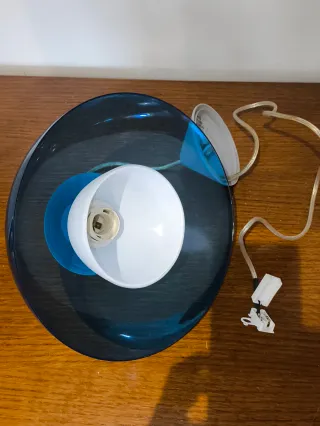 Lámpara de techo azul y gris
