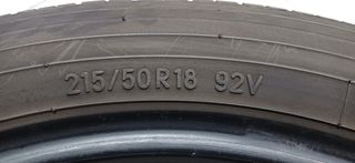 215/50 R18 92V