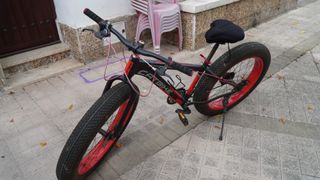 Bicicleta Fat Bike CATBIKE Negra y roja