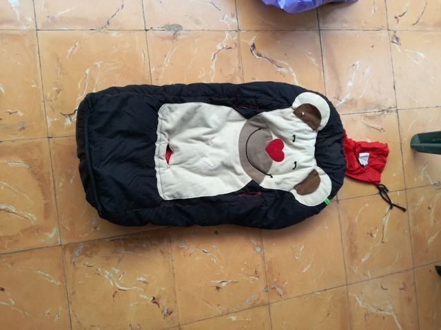 Dos sacos carritos bebe por 18 euros