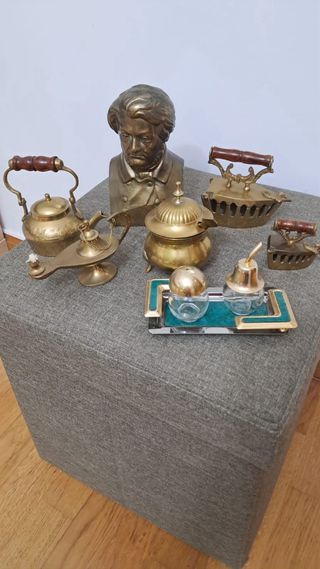 Lámpara de techo antigua dorada y negra