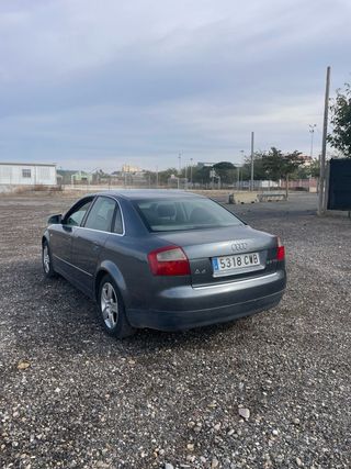 Audi A4 2.5