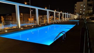 Piso con terraza y plaza de parking incluida