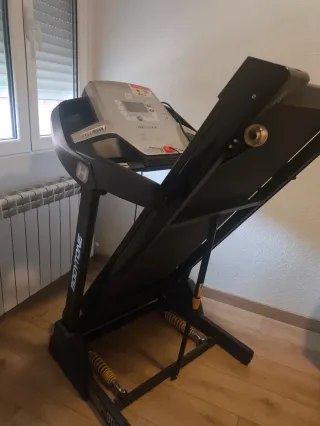 Cinta de correr Bodytone DT14