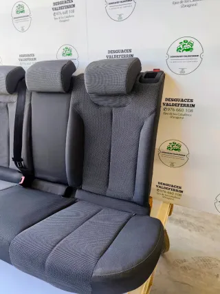 Asientos traseros Seat León II