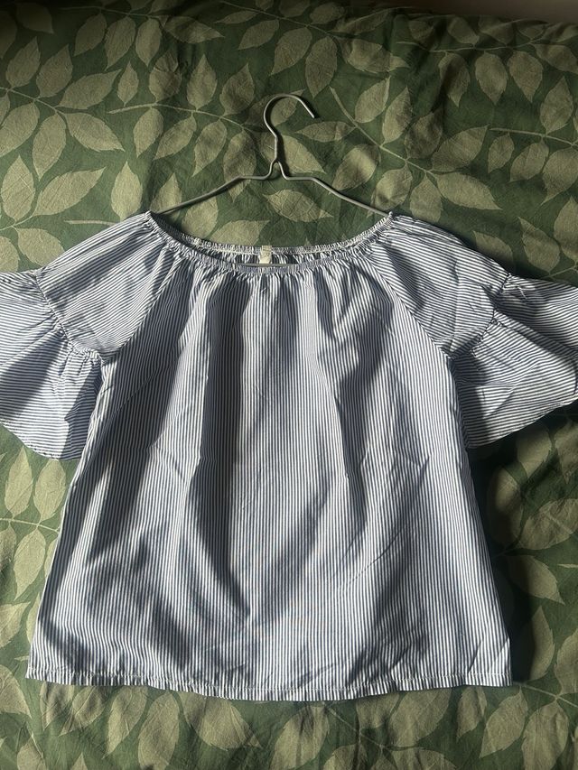 Camiseta Lefties rayas volantes