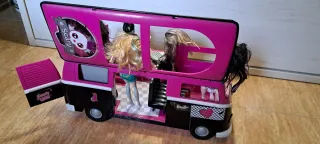 Lote 4 Muñecas Monster High + Autocaravana