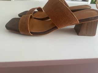 Sandalias tacón bajo Marypaz marrón/naranja