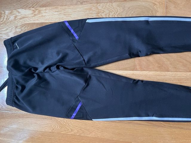 Pantalón chándal Adidas Real Madrid Negro Morado