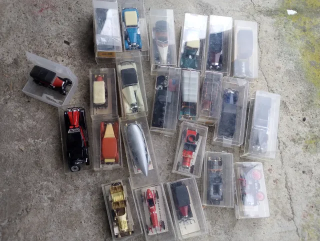 22 modellini auto Rio