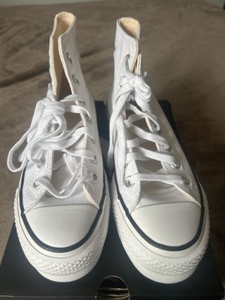 Converse all star blancas sin estrenar
oficiales