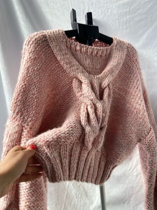 Jersey tejido a mano rosa