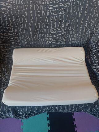 Cambiador impermeable para bebé con funda