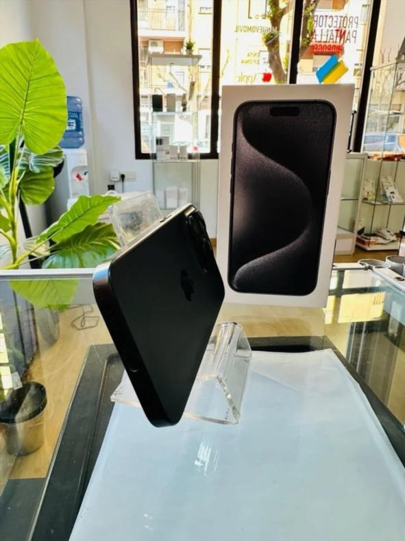 iPhone 15 Pro 256GB Negro Batería 87%