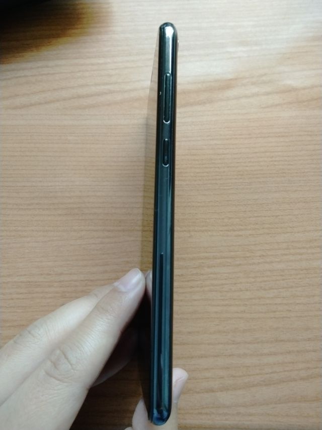 Huawei Y6 2018 Nero, Schermo Rotto