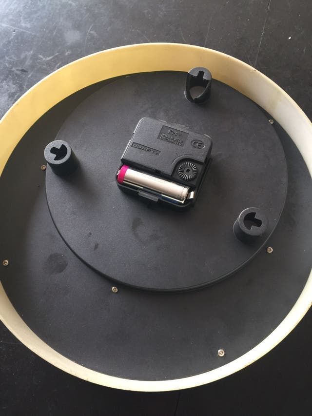 2 RELOJES PARED PERFECTOS PARA NEGOCIO LOCAL