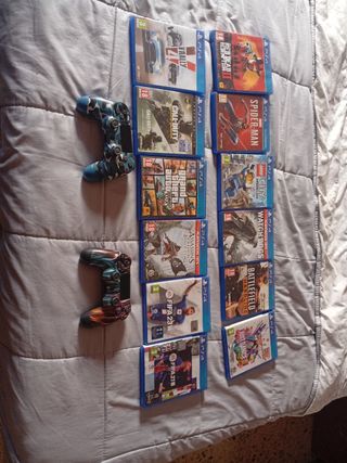 PS4 (PlayStation 4) Negra + 1 Juego + 1 Mando