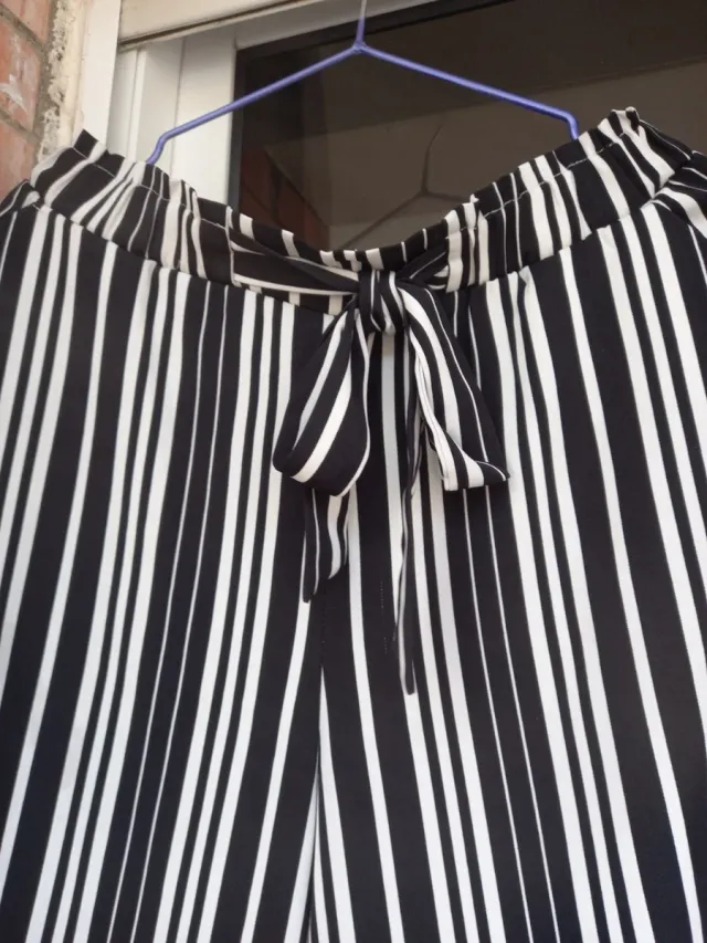 Pantalón Pirata Rayas Elegante