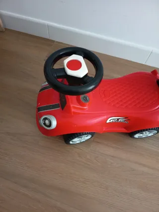 Correpasillos infantil rojo