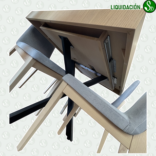 Mesa de comedor y 4 sillas