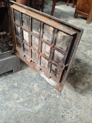 Estufa de leña/carbón metal gris