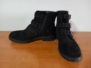 Botines Marypaz Negros con Tachuelas